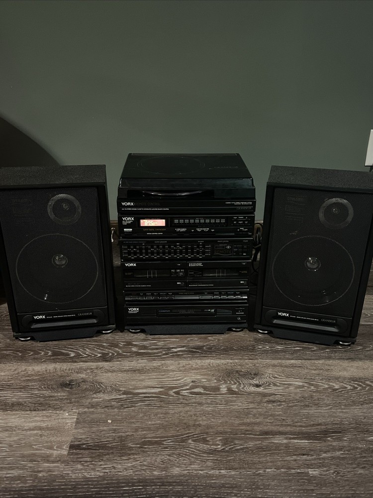 Yorx Grandeur 2121 AM/FM Stereo Cassette Record Player w 2 S-108 Speakers Remote