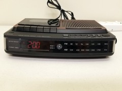 Vintage GE Model 7-4966A Dual Alarm Clock Radio & Cassette – EXCELLENT!