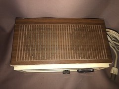 General Elactric AM Radio Vintage Solid State Dual Speaker Works Retro