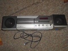 Vintage G.E 7-4960B Alarm Clock Cassette Recorder AM/FM Boombox