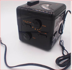 BRAND NEW Vintage Cube Style AM/FM Clock Radio Cassette Player.