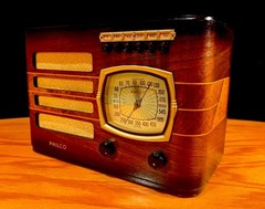 Old Wood Vintage Antique Restored Art Deco Radio Converted to a Bluetooth SPK!