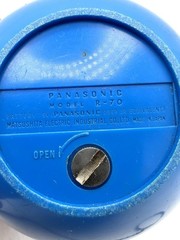 Vintage PANASONIC R-70 Space Age PANAPET AM TRANSISTOR Radio BLUE 1969 WORKS!
