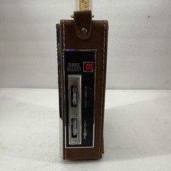 General Electric Portable Radio Brown Solid State 7-2877F AC DC Manual (No work)