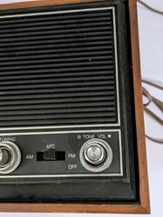 Vintage Magnavox Solid State AM/FM Radio 273 -01 – AA ,tested works good