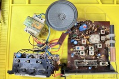 Vintage Electronics Parts/Repair Lot: KOSS CD, GPX Walkman, Clock Radio