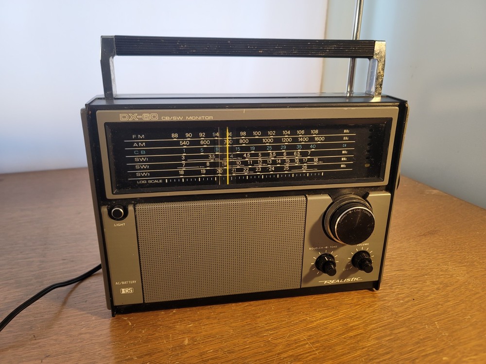 Vintage Realistic Radio Shack AM/FM Radio DX-60 Air/SW Monitor Model 12-764 ASIS