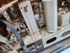 Norelco Tube Radio Made In Holland B5X98A For Parts