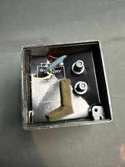 Radio Shack Realistic AM Deskube 12-183 Wood Grain AM Radio For Parts