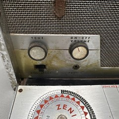 Zenith Royal 1000-1 Trans-Oceanic WaveMagnet Multiband Radio Untested