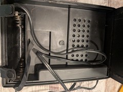 Vintage Lloyds Portable Radio AM/FM AC/DC 289A Series Model N710 With Case Works