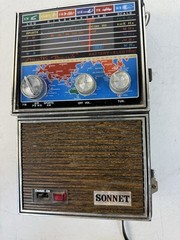 SONNET Model 181P AM/FM/Weather/Air/Police Receiver. Vtg Radio. Powers On.