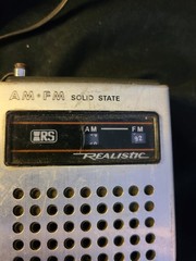 Vintage Radio Shack Realistic AM/FM SOLID STATE Portable Radio