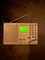 Sony ICF-SW7600GR FM Stereo SW/MW/LW PPL Synthesized Receiver World Band Radio