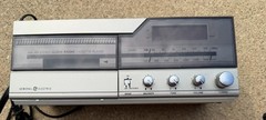 Vintage General Electric FM/AM Clock Radio Cassette Tape Player Alarm Clock