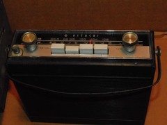 Vintage Hitachi Car AM FM Radio KM-1001R AS IS for Parts Repair