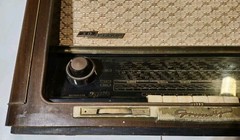 Old Grundig Tube Radio 3043 W 3D Klang Table top Wood Case Germany