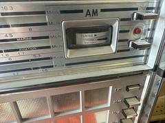 PHILIPS NORELCO FM-AM De Luxe Portable Multi Band Radio Works