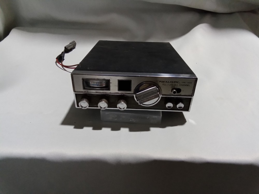 Realistic TRC-424 40-Channel CB Radio No Mic Tested and Working