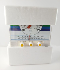 Vintage Sunbeam SUNTUNES Retro Rainbow Portable AM/FM Radio & Thermometer NEW!