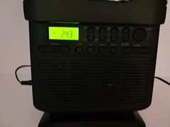Systematic Home Shower CD-R/W Player AM FM Radio W/ Adapter, TESTED *READ*