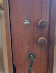 The Country Bell Superheterodyne Radio Receiver Model 556