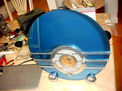 =RETRO VINTAGE RADIO CROSLEY BLUE MIRROR DECO RADIO AM-FM CASSETTE CR-37