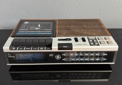 VTG General Electric AM FM Clock Radio Cassette Record Player GE 7-4956B WORKS