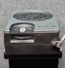 VTG Solar Solid State AM Radio Hong Kong Retro Portable – Silver [Tested]