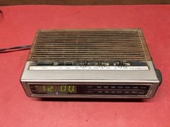 Vtg General Electric GE Alarm Clock AM/FM Radio 7-4655A Wood Grain Retro WORKS!