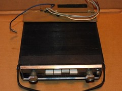 Vintage Hitachi Car AM FM Radio KM-1001R AS IS for Parts Repair