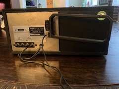 KLH 100 AM/FM Table Radio