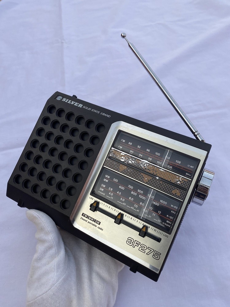 Vintage Rare Brand SILVER 3F275 FM/MW/SW 3 Band Portable Radio 1980 Japan