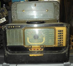 Vintage Zenith Trans Oceanic Radio Wave Multiband Shortwave Radio