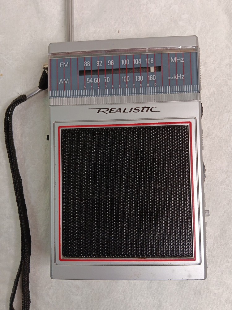 RadioShack REALISTIC AM FM POCKET RADIO 12-719 works! w/battery Great condition!