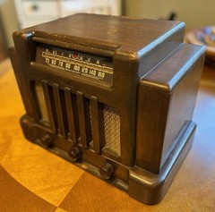 1940 Addison A5 « Courthouse » Antique Vintage Retro Tube Radio