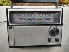 Vintage Radio Shack Realistic Patrolman SW-60 6 Band Radio 12-764A, WORKS!