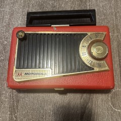 Vintage Red Portable Motorola Roto-Tenna Radio Model 56L2