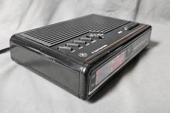 Vintage GE 7-4612BKA Digital Clock Radio Black & Silver (RECAPPED)