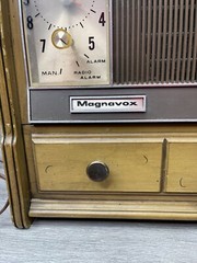 Vintage Magnavox FM049 Radio With Alarm Maple Finish Tested And Working !