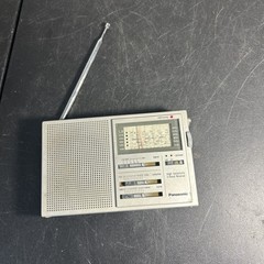 National Panasonic RF-085 Radio