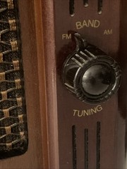 Vintage 1970s GE Classic Radioplayer 7-4135 Mint