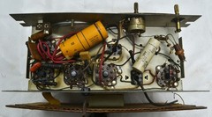Vintage Admiral 5J23 N Tube Radio