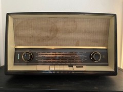Vintage Grundig Multi Band Radio Model 2520U Made in West Germany – Works!