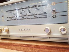 Vintage 1964 Philips Tube Radio B3X40U 3 Band Plano