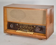 Grundig 3025/S Zauberklang Musikgerät AM FM Radio Broadcast Receiver
