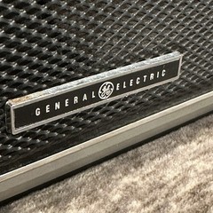 Vintage General Electric Super Radio GE Model No. 7-2880B Long Range Tested