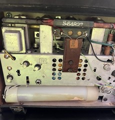 Vintage Zenith Royal 820 AM/FM Portable Radio Tested & Working 6 C Batteries