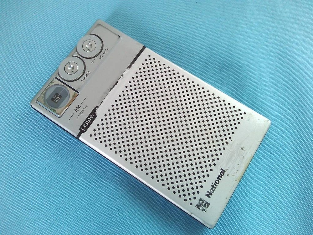 National Panasonic Pepper R-012 AM Card Radio Ultra Slim Vintage Works Japan JP