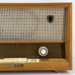 Grundig Majestic 2065 USA Tabletop Tube Radio Mid Century West Germany